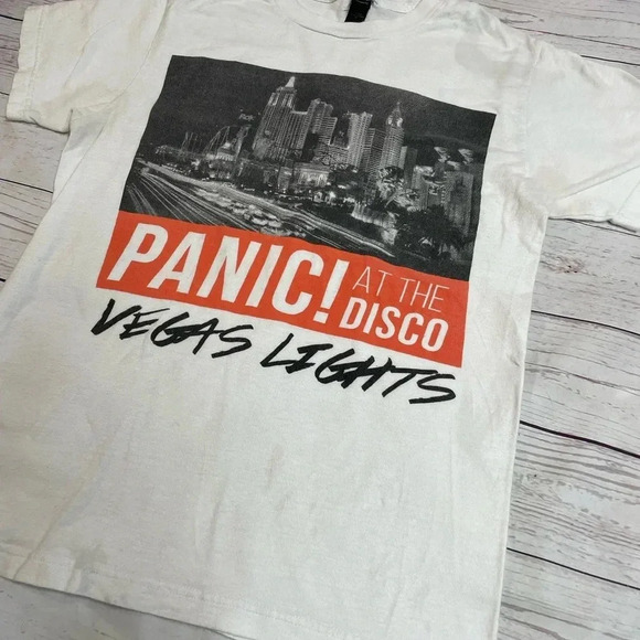 Panic at the Disco Band Graphic Concert T Shirt Merch t-shirt Short Sleeve Small - Picture 2 of 7